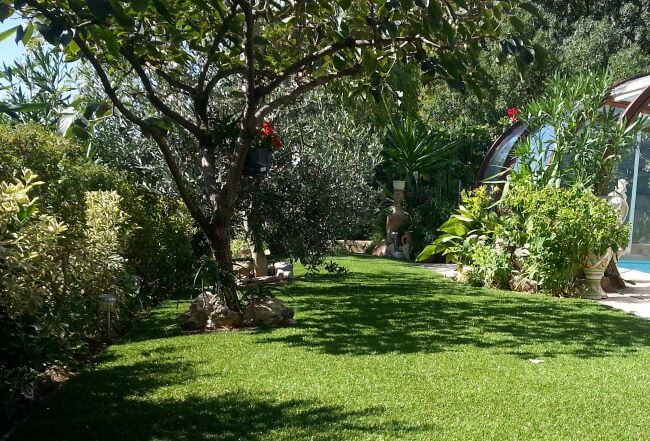 gazon artificiel réaliste et multi-directionnels pour les jardins et parcs paysagers