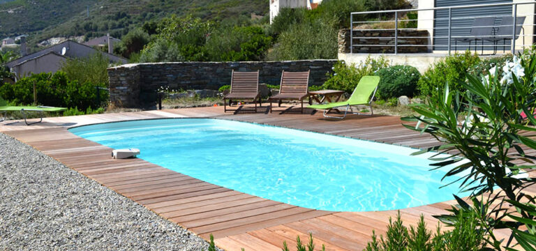 Réalisation avec notre piscine coque Cuba Libre